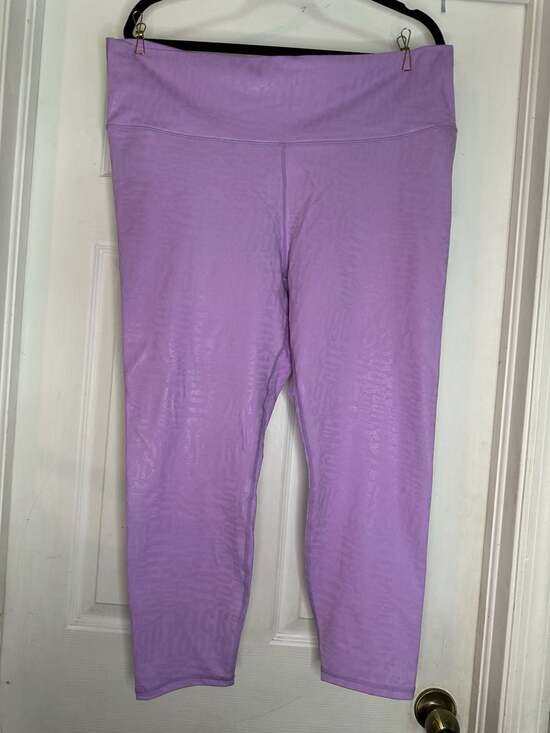 Fabletics Pants - Fabletics PowerHold Leggings Size 2X Lavender Embossed Logo